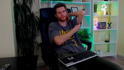 eddie_baker online show from March 17, 2026, 9:07 pm