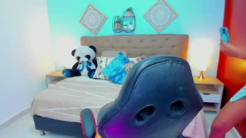 ede online show from April 14, 2026, 1:44 am