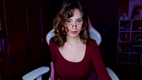 Snapshot of edelinemaher chatting on March 6, 2025, 2:08 pm Edeline online show from March 6, 2025, 2:08 pm