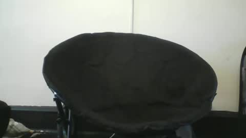 edg215 online show from April 21, 2026, 11:07 pm