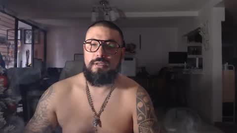 edgarram83 online show from December 20, 2024, 11:26 pm