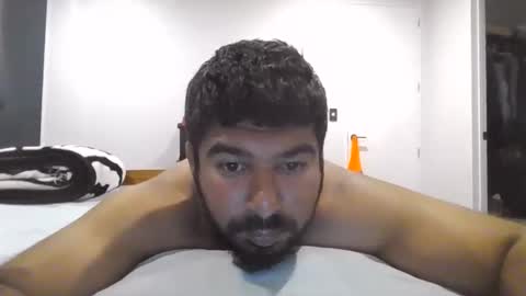 edgemycock4u online show from November 3, 2025, 10:38 am