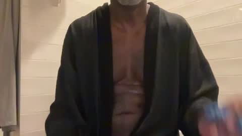 Snapshot of edgingdaddy chatting on February 25, 2026, 4:11 am Dad online show from February 25, 2026, 4:11 am