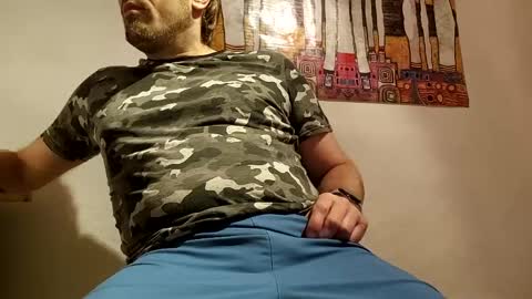 edgy_veggy online show from June 7, 2026, 12:37 am