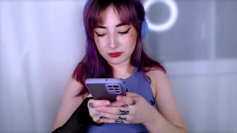Snapshot of ediefris chatting on June 19, 2026, 8:45 pm fickle demon made of clumps of matter online show from June 19, 2026, 8:45 pm