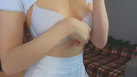 Snapshot of edithbrucker chatting on January 16, 2025, 6:25 am Im Sally  Im new here   lets meet online show from January 16, 2025, 6:25 am