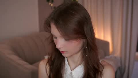 Lisa  online show from May 22, 2026, 10:59 pm