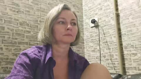 Snapshot of edithmanning chatting on December 28, 2024, 3:26 pm edithmanning online show from December 28, 2024, 3:26 pm