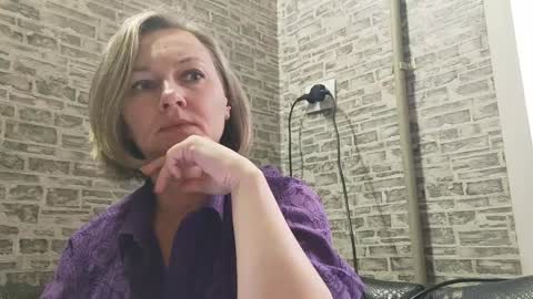 Snapshot of edithmanning chatting on December 29, 2024, 8:33 am edithmanning online show from December 29, 2024, 8:33 am