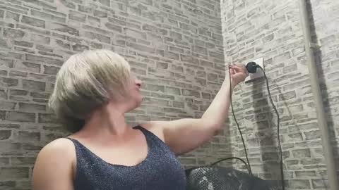 Snapshot of edithmanning chatting on January 6, 2025, 11:18 am edithmanning online show from January 6, 2025, 11:18 am