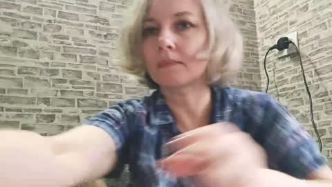 Snapshot of edithmanning chatting on January 10, 2025, 9:23 am edithmanning online show from January 10, 2025, 9:23 am