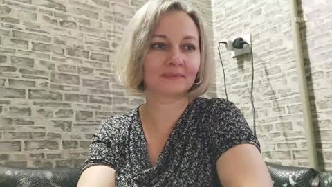 Snapshot of edithmanning chatting on January 16, 2025, 12:53 pm edithmanning online show from January 16, 2025, 12:53 pm