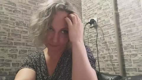 Snapshot of edithmanning chatting on January 17, 2025, 9:17 am edithmanning online show from January 17, 2025, 9:17 am