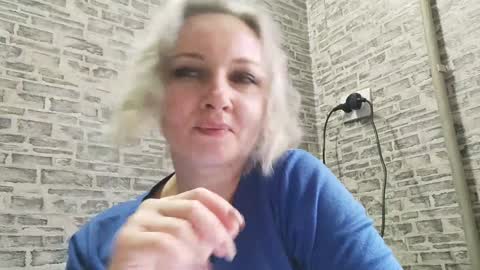 Snapshot of edithmanning chatting on January 25, 2025, 10:19 am edithmanning online show from January 25, 2025, 10:19 am