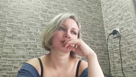 Snapshot of edithmanning chatting on February 7, 2025, 8:55 am edithmanning online show from February 7, 2025, 8:55 am