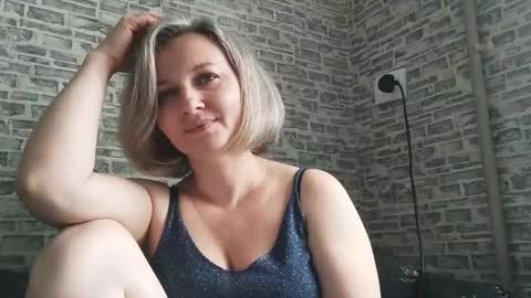 Snapshot of edithmanning chatting on February 26, 2025, 11:52 am edithmanning online show from February 26, 2025, 11:52 am