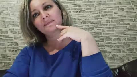 Snapshot of edithmanning chatting on March 11, 2025, 3:23 pm edithmanning online show from March 11, 2025, 3:23 pm