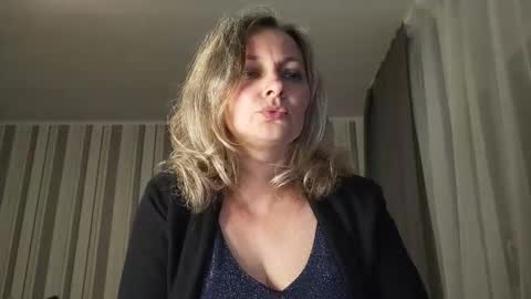 edithmanning online show from March 13, 2026, 5:52 pm