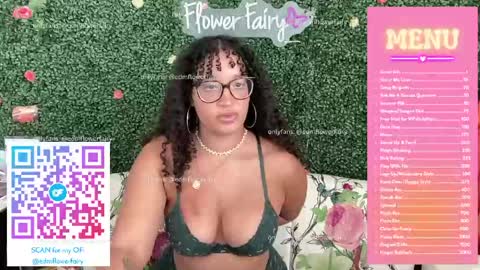Snapshot of edmflowerfairy chatting on May 29, 2026, 9:46 pm edmflowerfairy online show from May 29, 2026, 9:46 pm