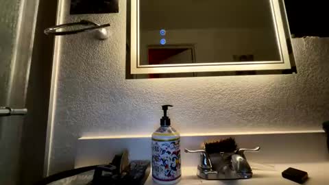 edvmendez1766 online show from January 9, 2026, 11:57 am