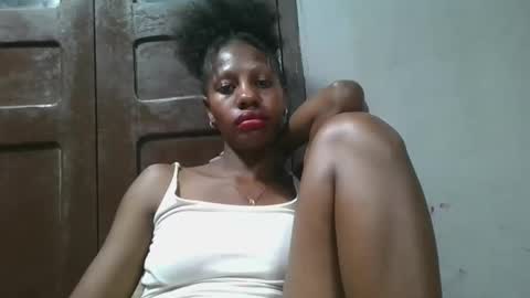 edwige770943 online show from May 25, 2026, 5:41 pm