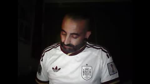 eemmee708927 online show from April 27, 2026, 11:58 pm