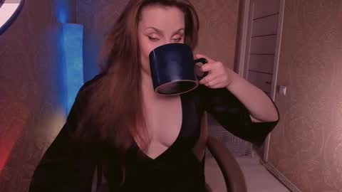 eesmaaarr online show from September 15, 2025, 11:16 pm