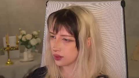 Snapshot of eevamarie chatting on June 11, 2026, 4:27 pm EVA NON NUDE online show from June 11, 2026, 4:27 pm