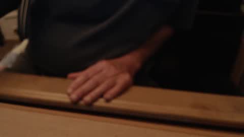 eeyoreeeyore online show from October 9, 2025, 12:30 am