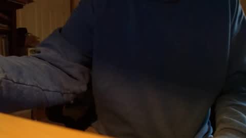 eeyoreeeyore online show from November 2, 2025, 12:07 pm