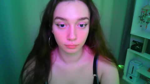 effie_balconii online show from October 17, 2025, 11:24 am