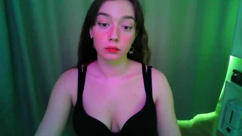 effie_balconii online show from May 3, 2026, 12:00 pm