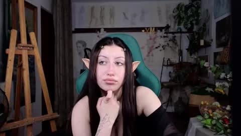 Snapshot of effiemeowley chatting on April 25, 2026, 7:00 am effiemeowley online show from April 25, 2026, 7:00 am