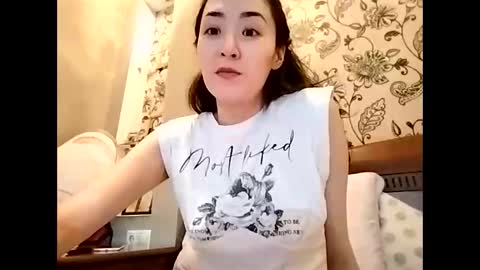 Effy online show from January 18, 2026, 3:49 pm