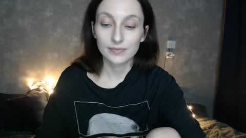 Snapshot of effy_gray chatting on January 28, 2025, 2:21 am Anna online show from January 28, 2025, 2:21 am