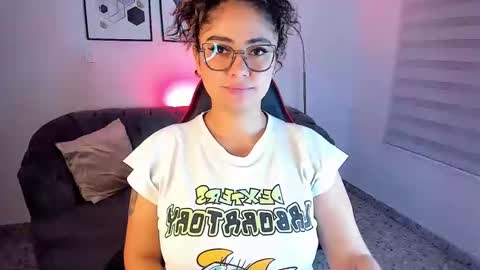 efy_lopez online show from January 16, 2026, 12:42 pm