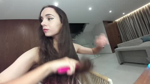 Erik and Alice online show from November 22, 2025, 1:26 am