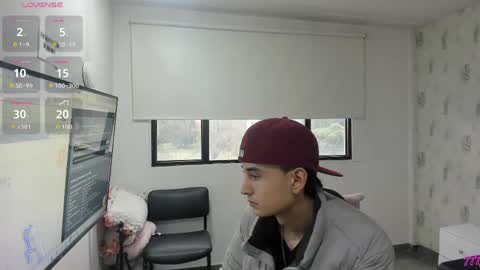 eidan_tay online show from May 10, 2026, 11:48 am