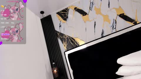 eileenn tanihara online show from February 9, 2025, 8:56 pm