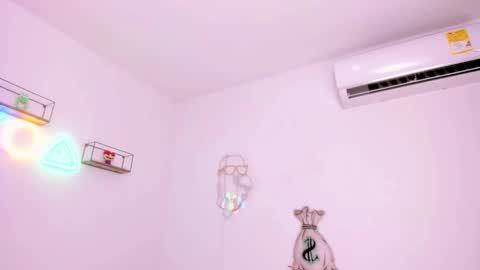 Snapshot of eileen_tanihara chatting on February 16, 2026, 6:15 pm eileenn tanihara online show from February 16, 2026, 6:15 pm