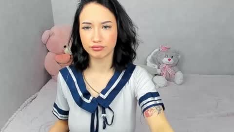 eileenmoores online show from February 12, 2026, 4:35 pm