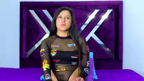 eimy__cute online show from October 9, 2025, 7:45 pm