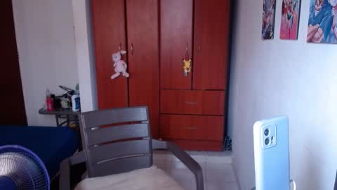 Snapshot of eimy_saenzz chatting on January 31, 2026, 7:11 pm eimy_saenzz online show from January 31, 2026, 7:11 pm