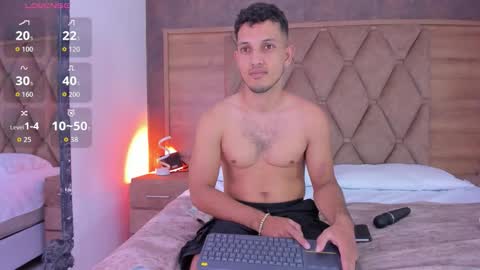 YG COUPLE online show from February 5, 2026, 8:35 pm