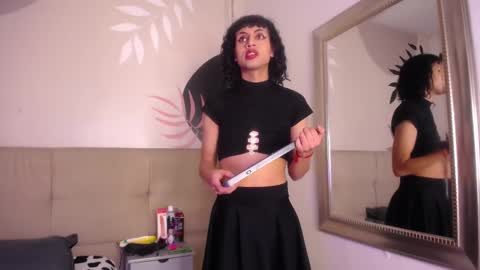 Eimyflorian online show from March 8, 2025, 11:37 am