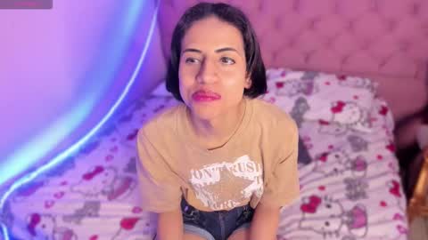 Eimyflorian online show from January 14, 2026, 12:11 pm