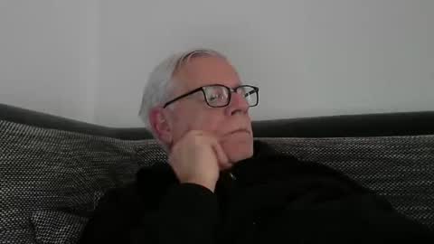 eisbaer1957 online show from February 21, 2026, 3:46 pm