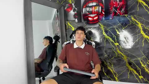 Eithan online show from March 12, 2026, 12:11 pm