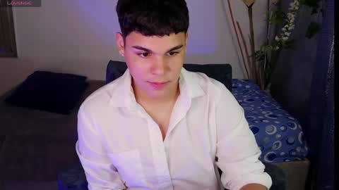 Snapshot of eithan_jonnes chatting on April 19, 2026, 6:10 pm Eithan online show from April 19, 2026, 6:10 pm