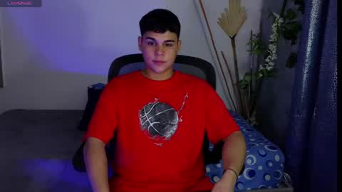 Snapshot of eithan_jonnes chatting on April 21, 2026, 1:07 am Eithan online show from April 21, 2026, 1:07 am